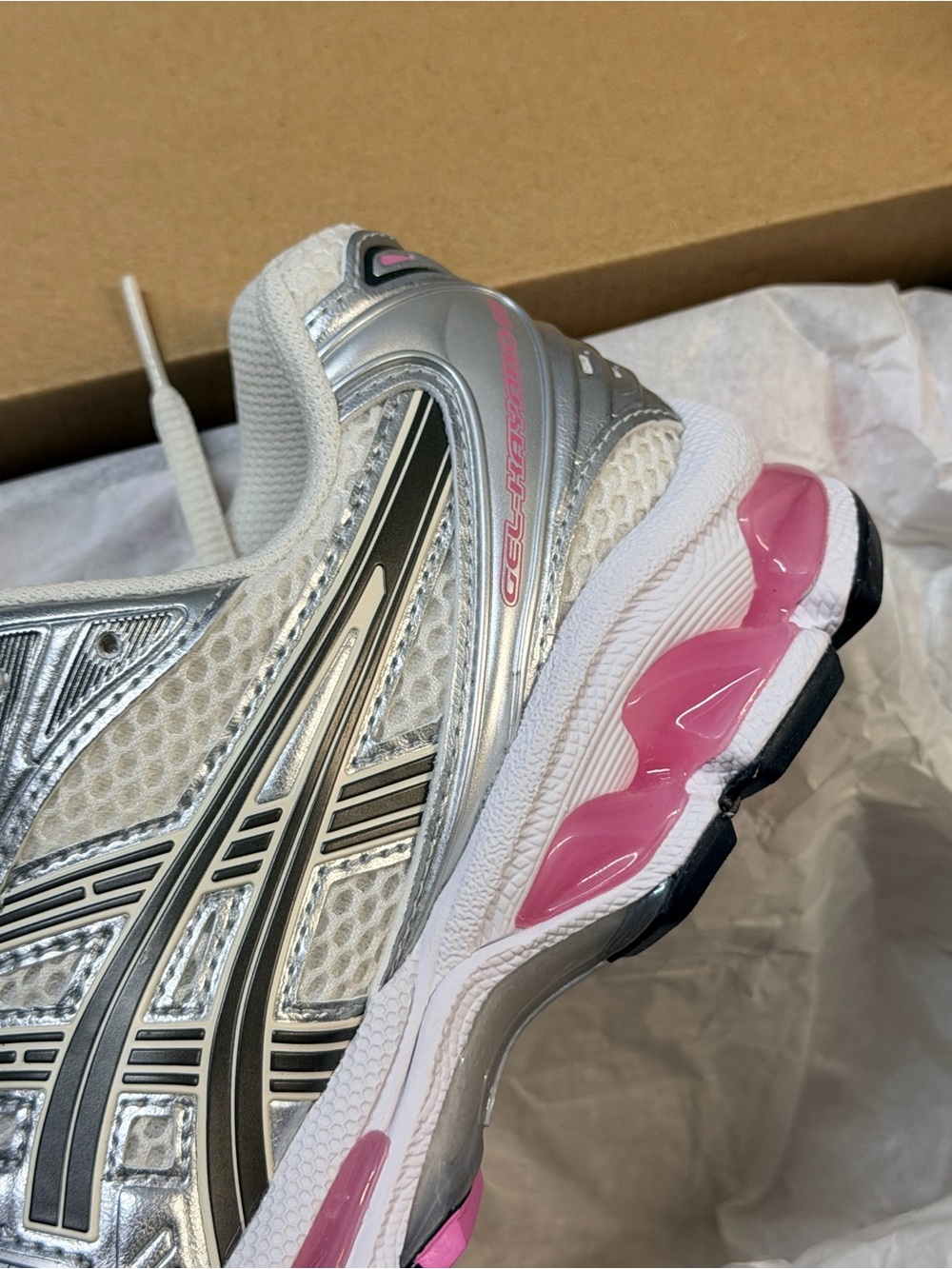 🤍New Asics Gel-Kayano 14 Sneakers 🤍 - Picture 2 of 9